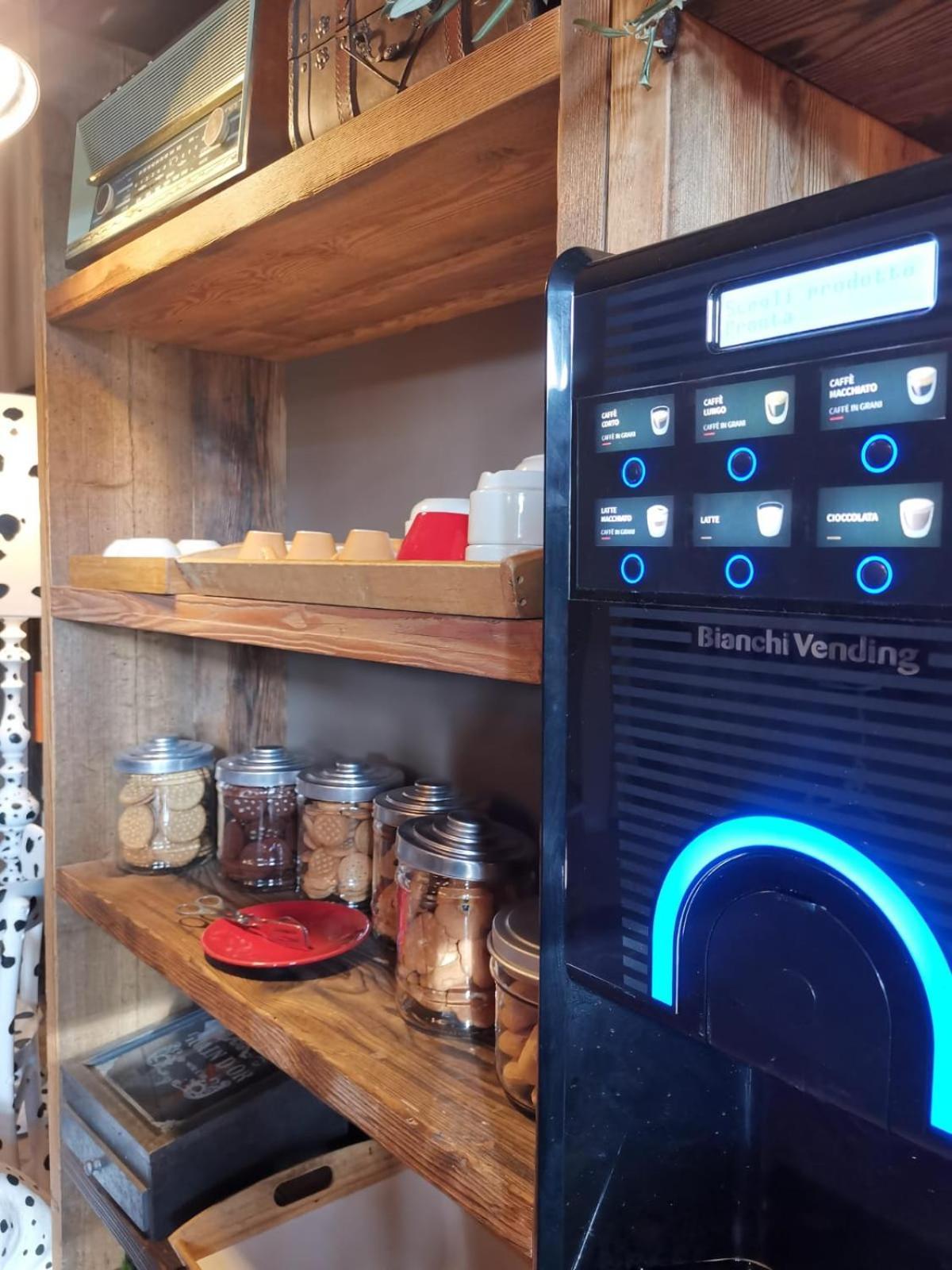 ホテル Casa Dorita - Free Breakfast Corner 8-12 チェルヴィア エクステリア 写真